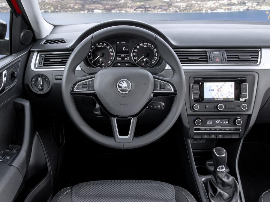  Skoda Rapid Spaceback 2013 года  (фото 2 из 33)